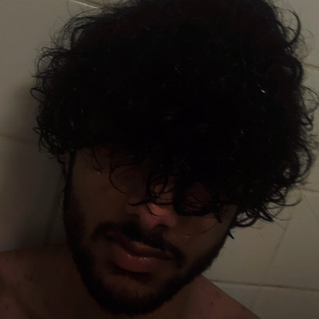 22 year old Male seeks a single or double room Main Photo