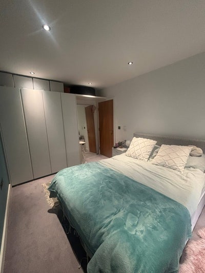 Spacious double room in Islington flatshare - May Main Photo