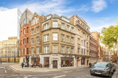 Double Room in Spacious Flat - Next to St. Paul's Main Photo