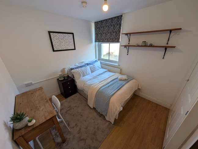 1/2 Price Deposit & Only 2 Weeks Upfront Rent! Main Photo
