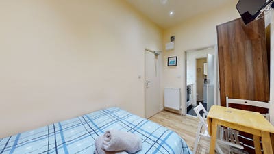 Cozy studio with a separate kitchen  Main Photo