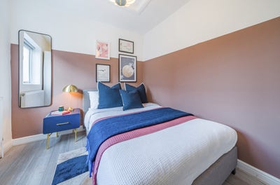 Double available now! Bills included  Main Photo