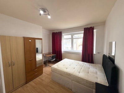 Double Room in Bermondsey Main Photo