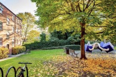 FLAT SHARE  Main Photo