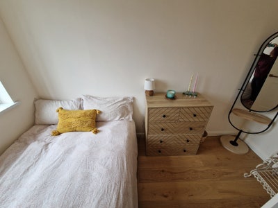 Part time let (Mon-Fri) or 2 weeks on/off Main Photo