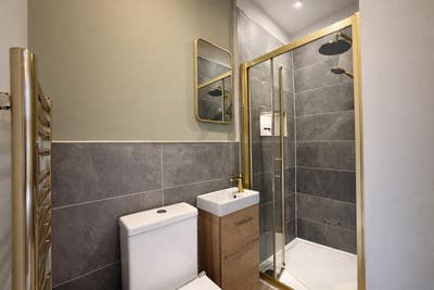 Spacious Studios and Rooms🤎Bills Incl🤎Ensuites Main Photo
