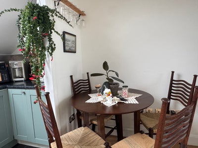 Sunny Spacious Duplex in Pekcham Main Photo