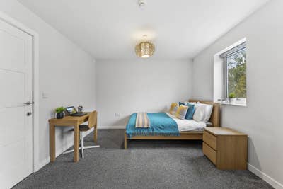 Super Affordable Double Room in PE2 Main Photo