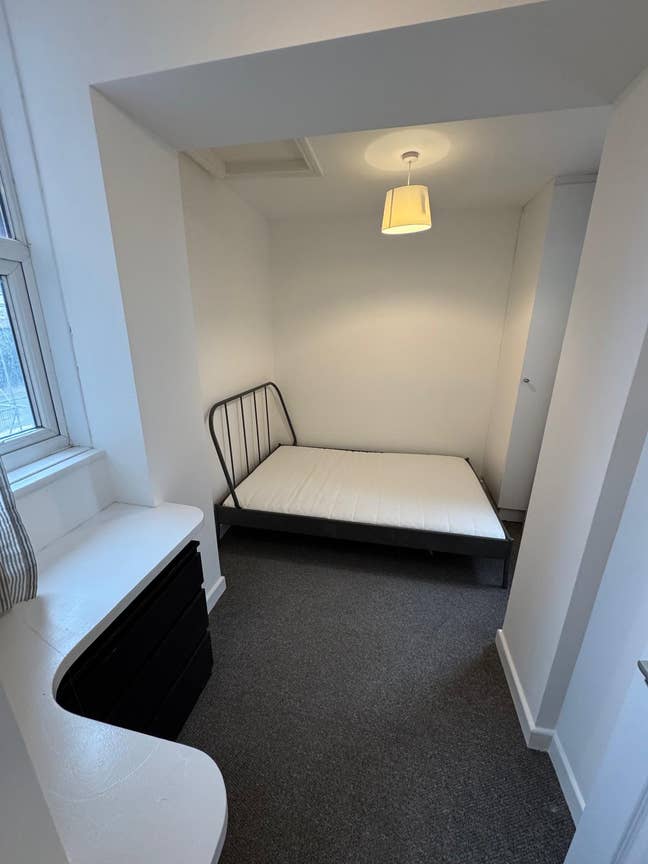 1 Double En Suite Room in L8! Ready 25/04/2026! Main Photo