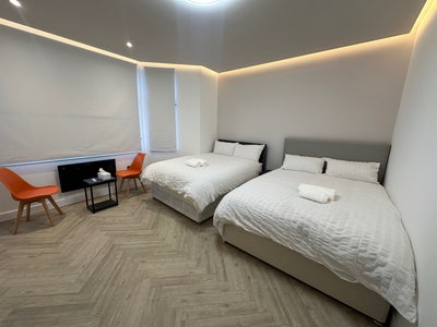 En-suites Double/King room available in wallington Main Photo