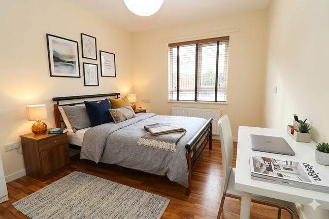 ⚡ Prime Shad Thames! Room Near London Bridge ⚡ Main Photo