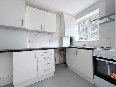 Beautiful 2bedroom groundfloor maisonette in Lee Main Photo