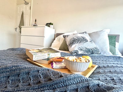 We Bring the Style 💚 You Bring the Moving Box 📦
 Main Photo