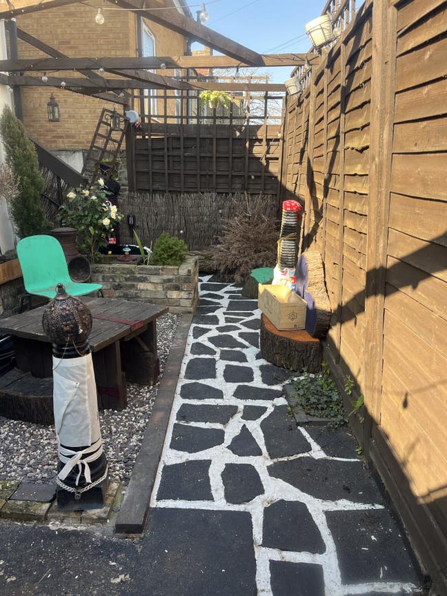 Spacious loft room 2 min walk to Leyton tube Main Photo