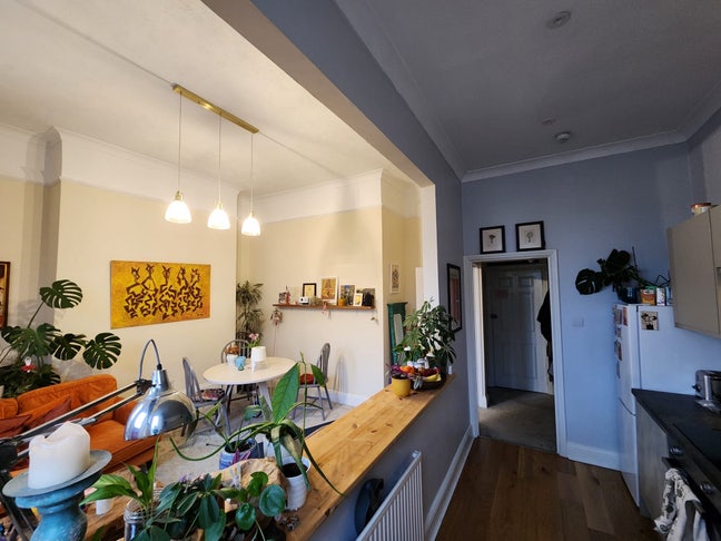 Large Double Room in Friendly Seven Dials Flat  Main Photo