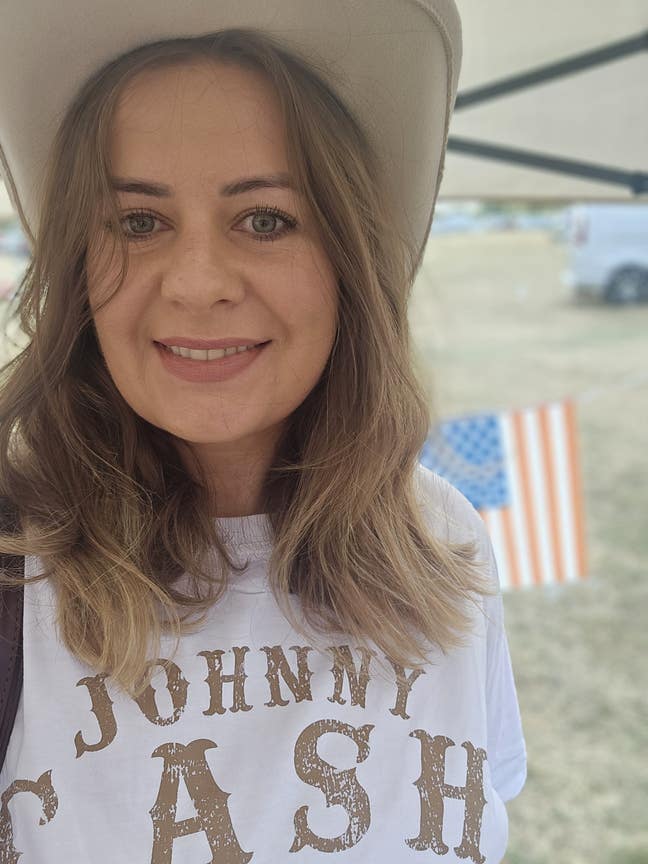 Room/Flat needed - open to buddy ups Main Photo