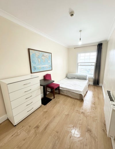 Best location brand new luxury double new bed Main Photo