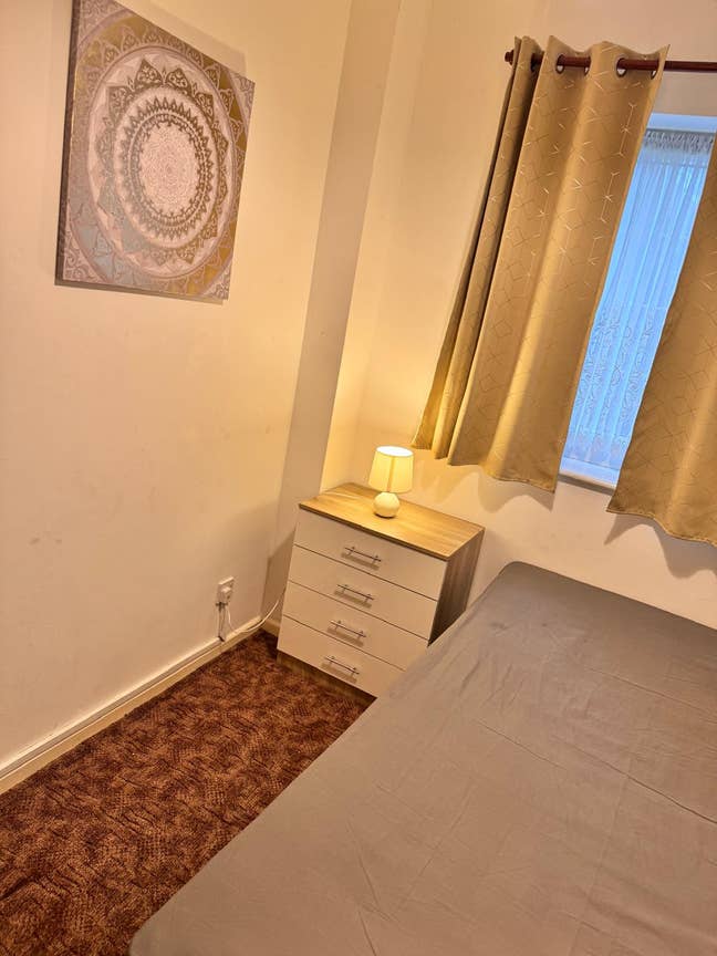 A Spacious Room for Rent  Main Photo