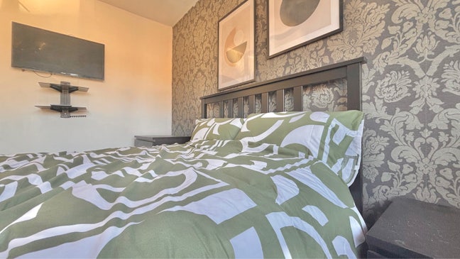  Superb Dbl Room /  Living Room /  All Bills Inc! Main Photo