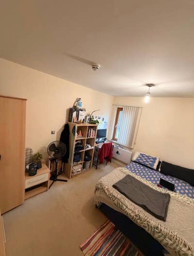 Double room, bathroom not shared, city centre  Main Photo