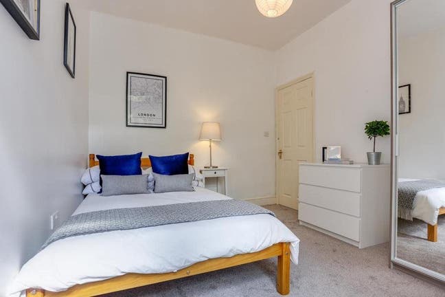 West Ealing Double Room Main Photo