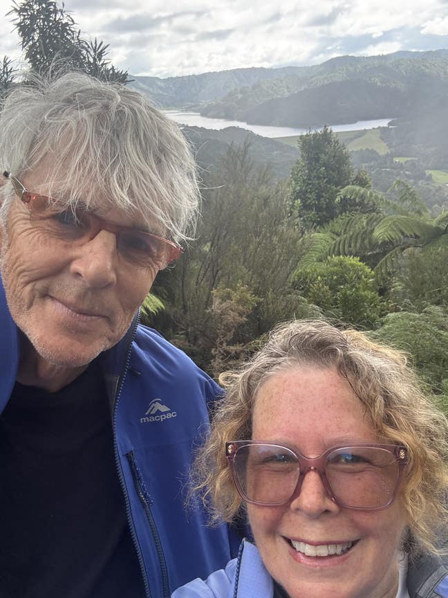 Retired travellers wanting 3 months Ealing  Main Photo