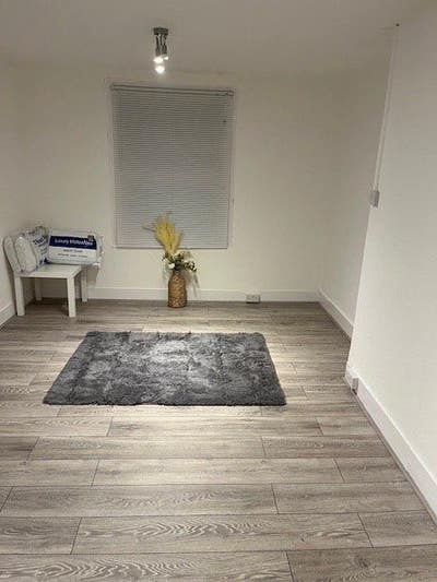 No Deposit- Unbeatable Value, Quality and Service Main Photo