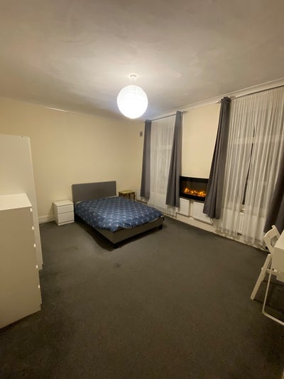 Large double room Leytonstone  Main Photo