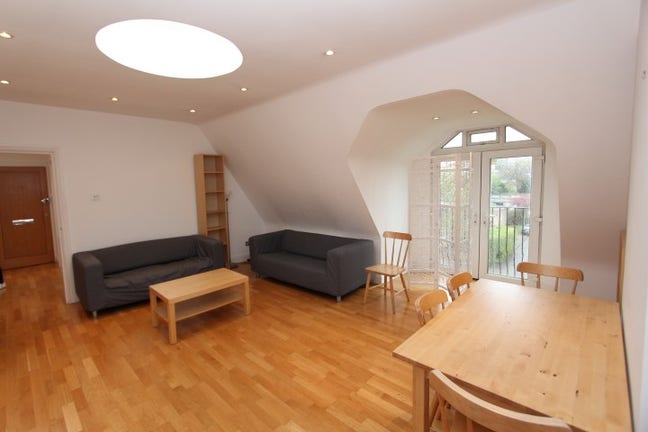 24Cc-Spacious Bright 2-Bed/2-Bath Flat (3Rd Floor) Main Photo