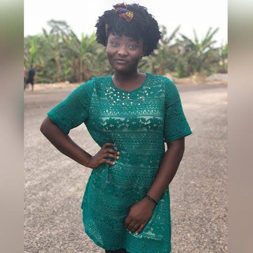 Professional Female seeks a double room Main Photo