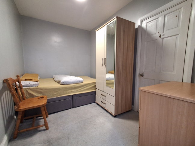 A Double room Available in west watford Main Photo