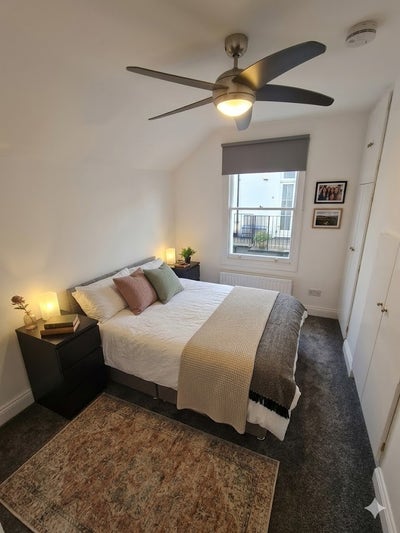 Charming & Spacious Period Apartment | Ashfield St Main Photo