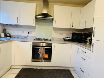 Room for rent  Main Photo