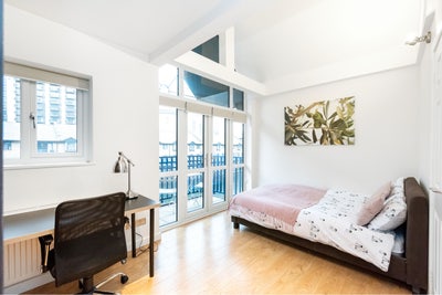 Amazing  3 en-suite  rooms in CW Main Photo