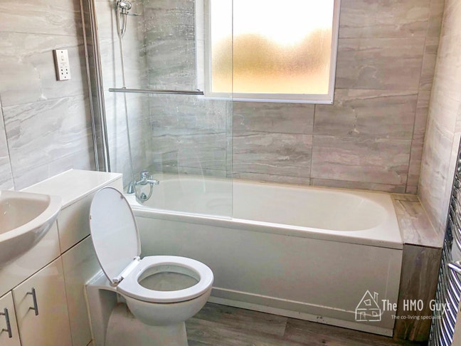 Beautiful Home with Garden. Main Photo