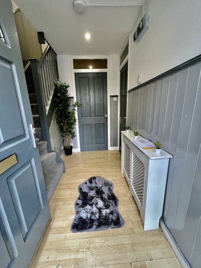 South West London Vibes 🏡Oval 🏡Single Large ASAP Main Photo