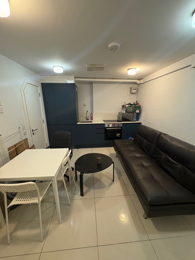  1-Bed Apartment - Bethnal Green  Main Photo