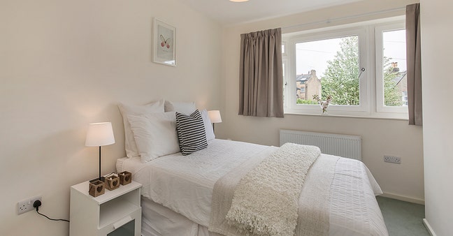 Two Rooms close to Balham Station Main Photo