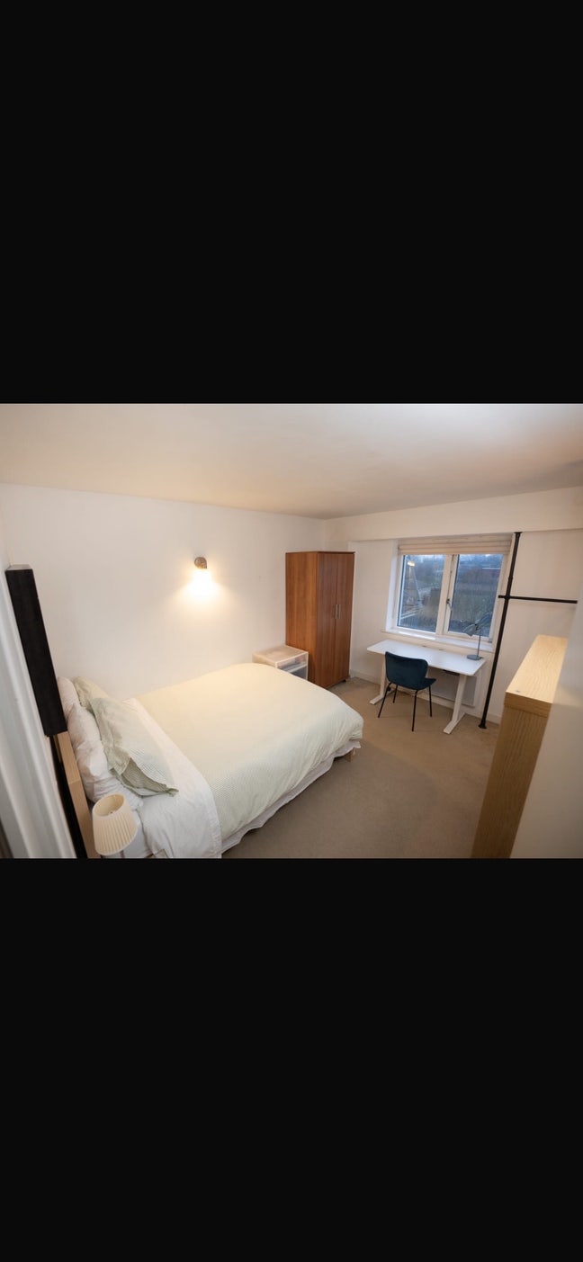 Double Room unfurnished penthouse  Main Photo