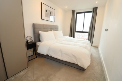 Book Luxury Master Ensuite in Zone 1-Shoreditch!! Main Photo