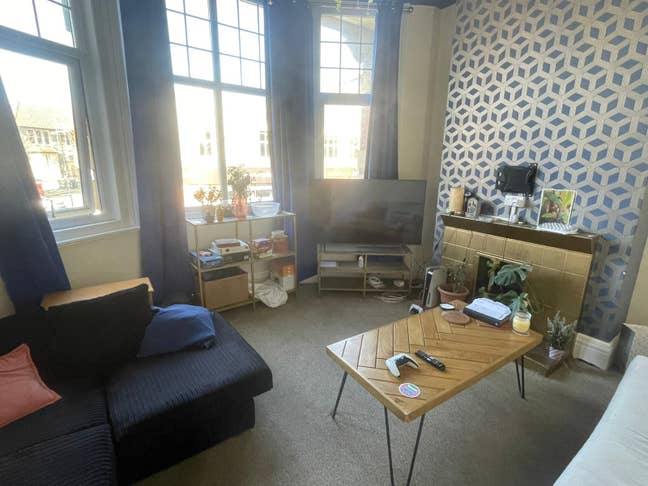 3 bed flat by the arches Main Photo