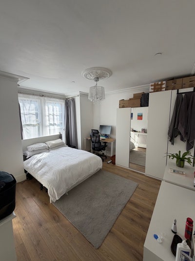 Double room in Wimbledon Main Photo