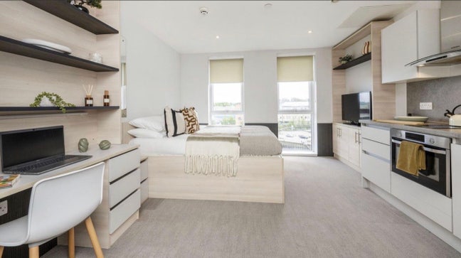 (Immediate Move In) Hythe Mills Premium Studio 💕 Main Photo