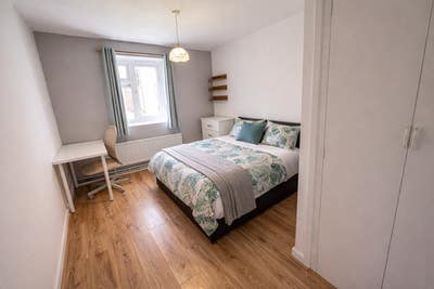 ✨Spacious & Bright Double Room near London Fields Main Photo