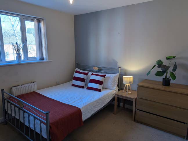 Shared House off Blackbird Road Main Photo