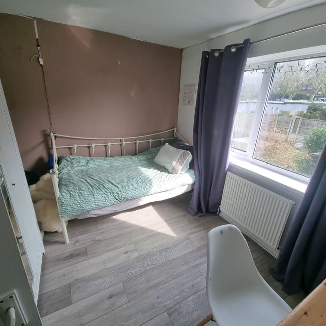 Single Room for rent Main Photo