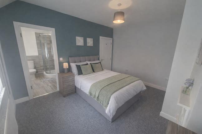 🚨 New En Suites Next To City Centre And RDH🚨 Main Photo