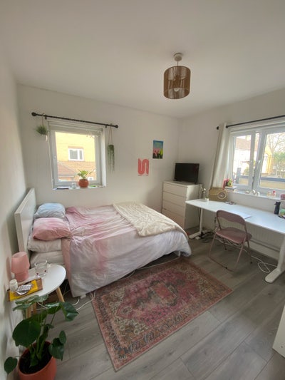 Large double room in Bethnal Green/Stepney Main Photo