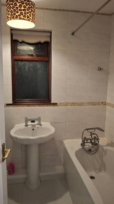 Room by let  Main Photo