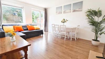Lovely 4 bed house with car park, Clapham Junction Main Photo